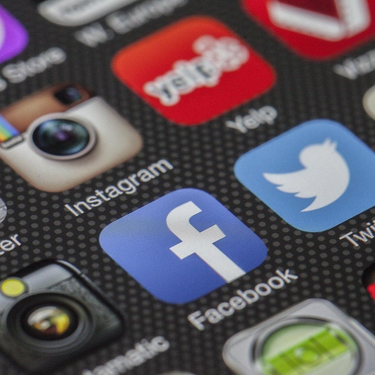 make money from social media